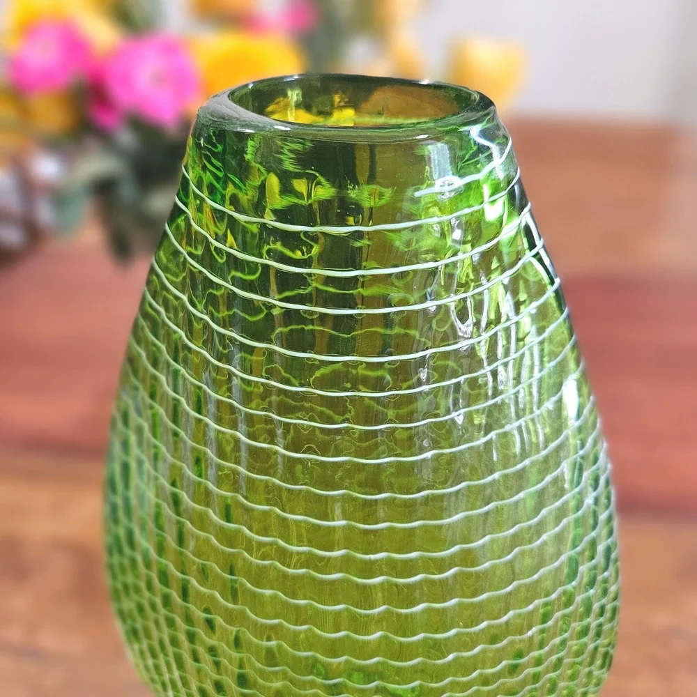 Green Art Glass Vase Textured Grid Teardrop 10